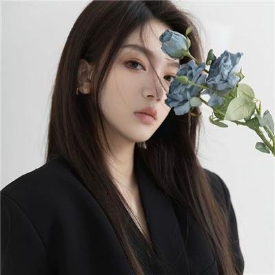 橱窗里的兔子先生